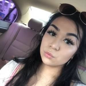 Meet your Posher, Angelica